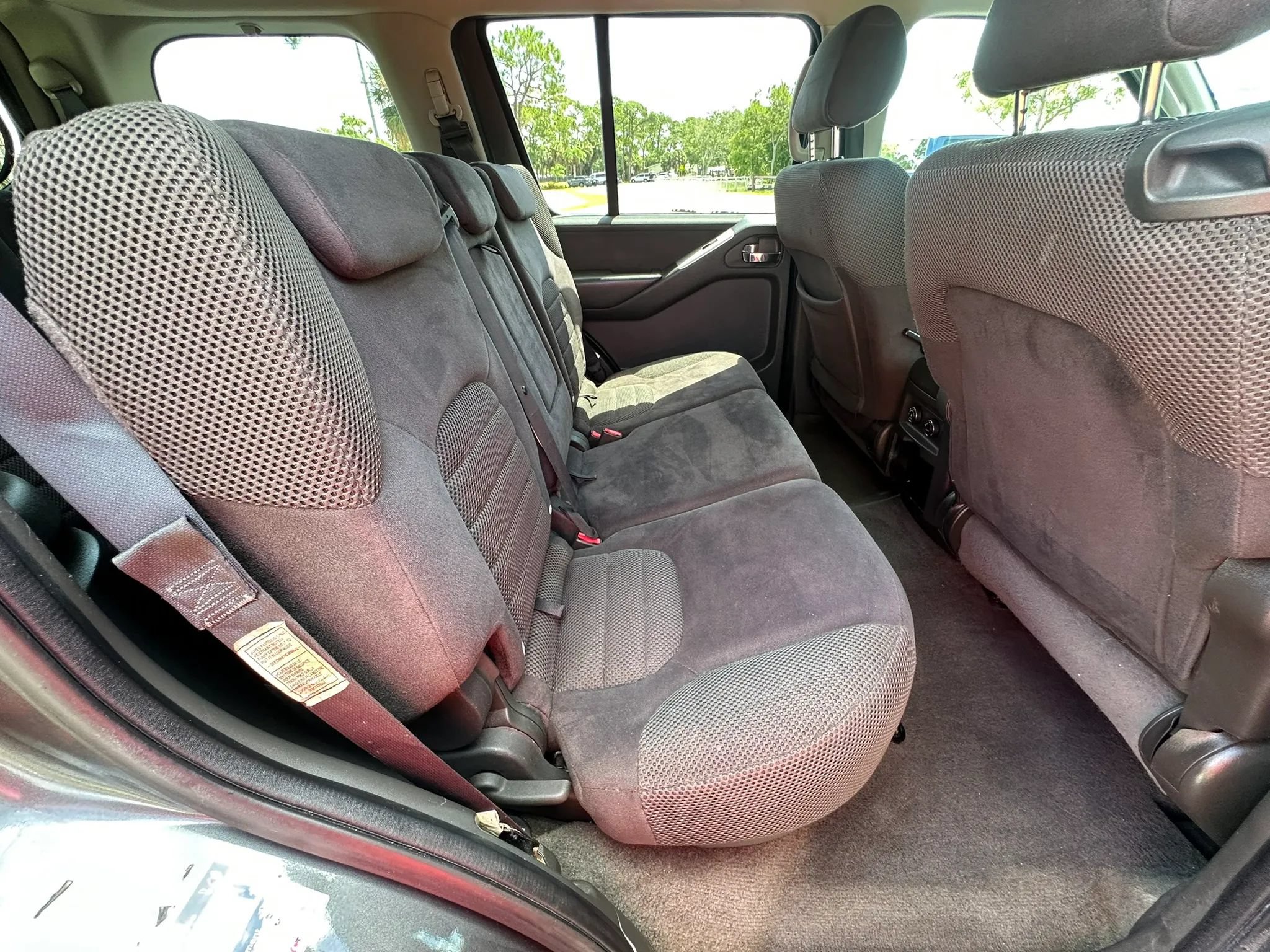 Used 2008 Nissan Pathfinder SE AWD/4WD image 27