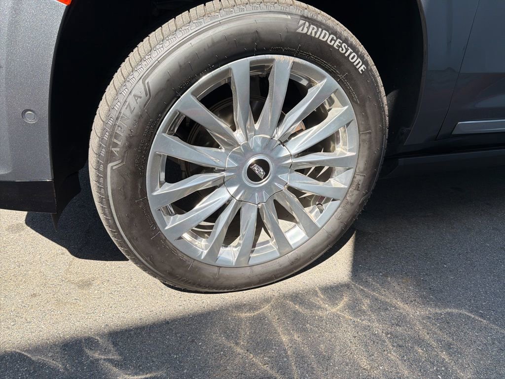 Used 2021 Cadillac Escalade Premium Luxury w/ Driver Assist Tech Package image 3