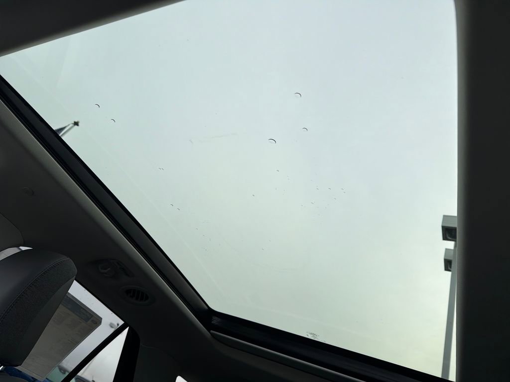 New 2026 Ford Explorer Active w/ Active Comfort Package image 21