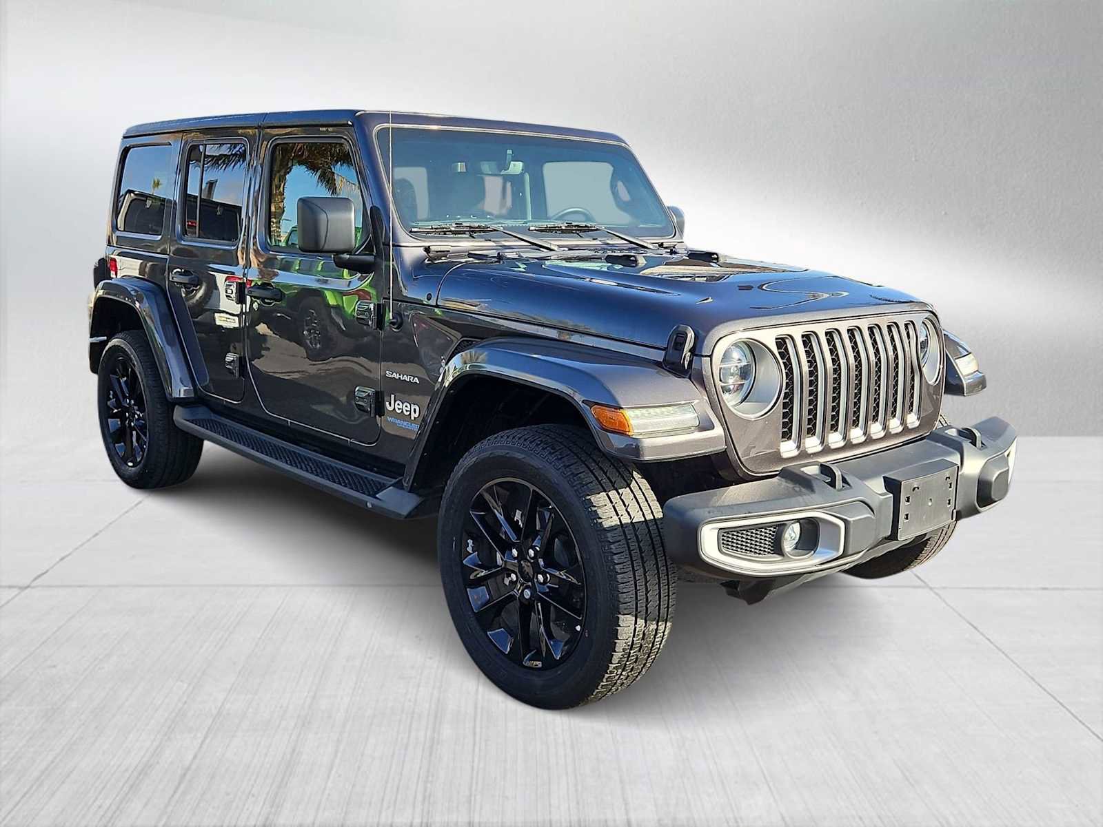 Used 2021 Jeep Wrangler Unlimited Sahara w/ Cold Weather Group image 2