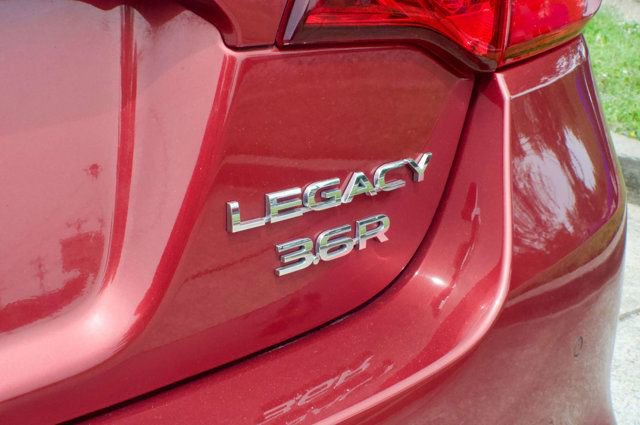 Used 2018 Subaru Legacy 3.6R Limited AWD/4WD image 13