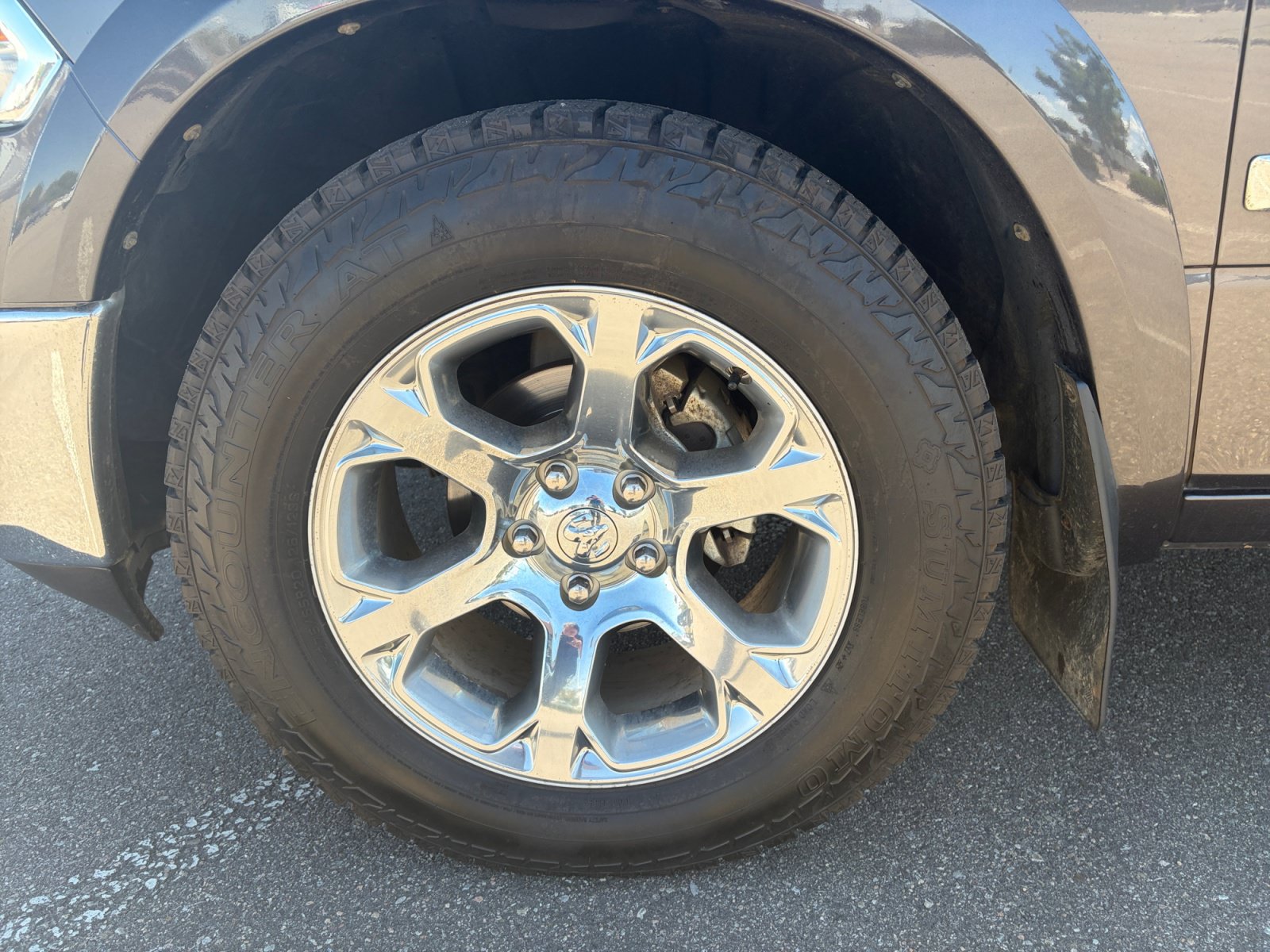 Used 2014 RAM 1500 Laramie w/ Convenience Group AWD/4WD image 12