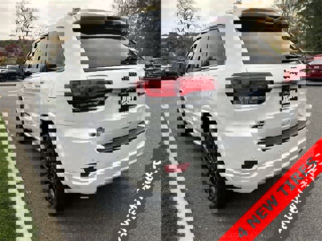 Certified 2021 Jeep Grand Cherokee Laredo X image 6