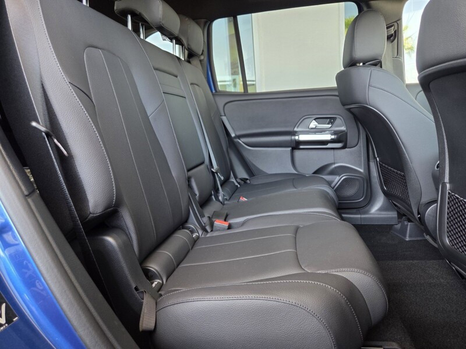 New 2025 Mercedes-Benz GLB 250 image 16