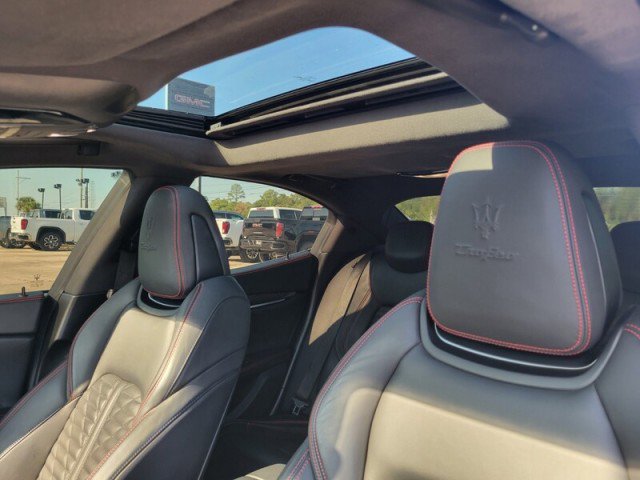 Used 2021 Maserati Ghibli Trofeo RWD image 25