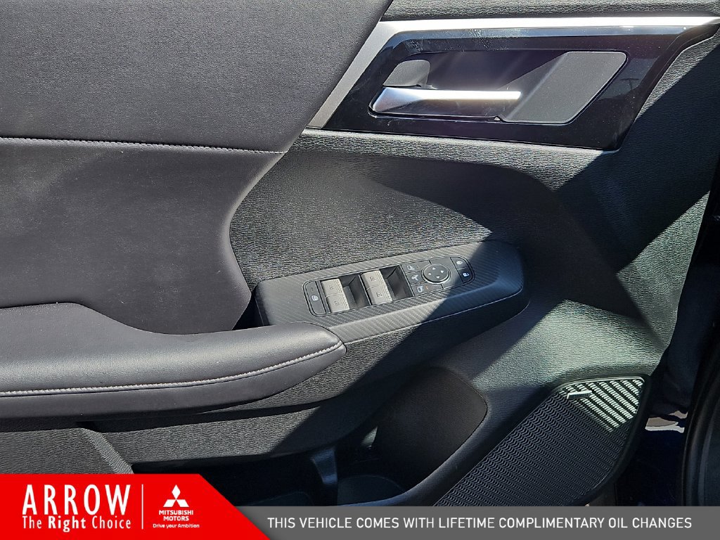 New 2026 Mitsubishi Outlander SE AWD/4WD image 22
