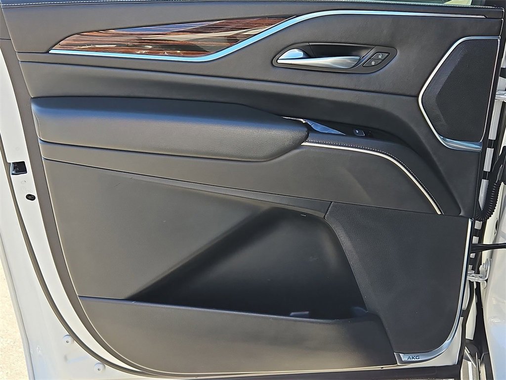 Certified 2021 Cadillac Escalade ESV Premium Luxury image 24