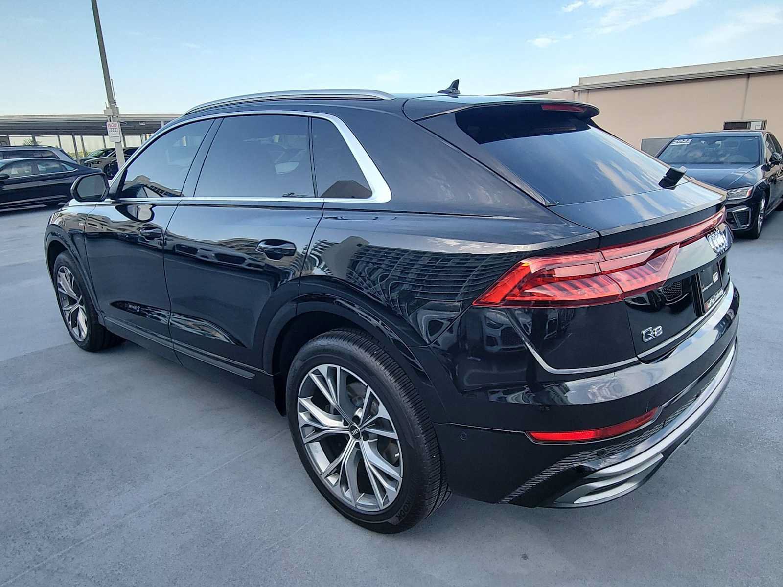 Certified 2023 Audi Q8 Premium Plus AWD/4WD image 4
