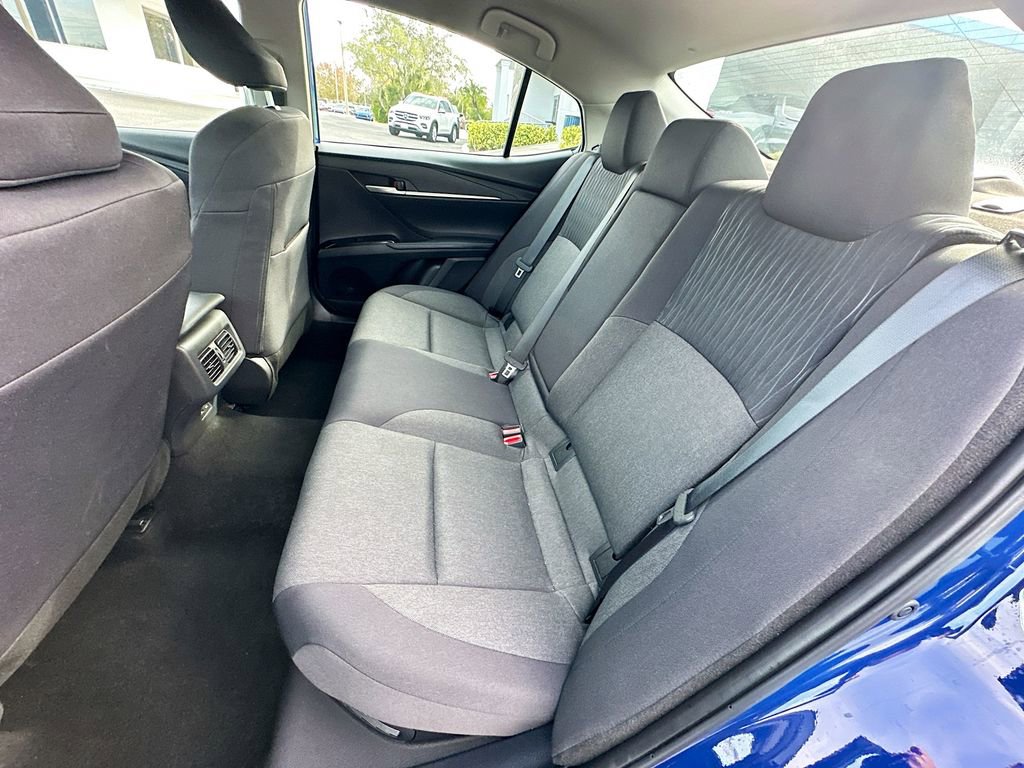Used 2025 Toyota Camry LE image 23