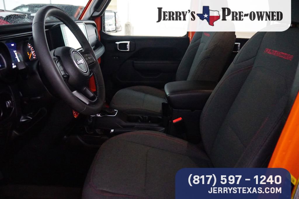 Used 2025 Jeep Gladiator Rubicon w/ Convenience Group AWD/4WD image 18