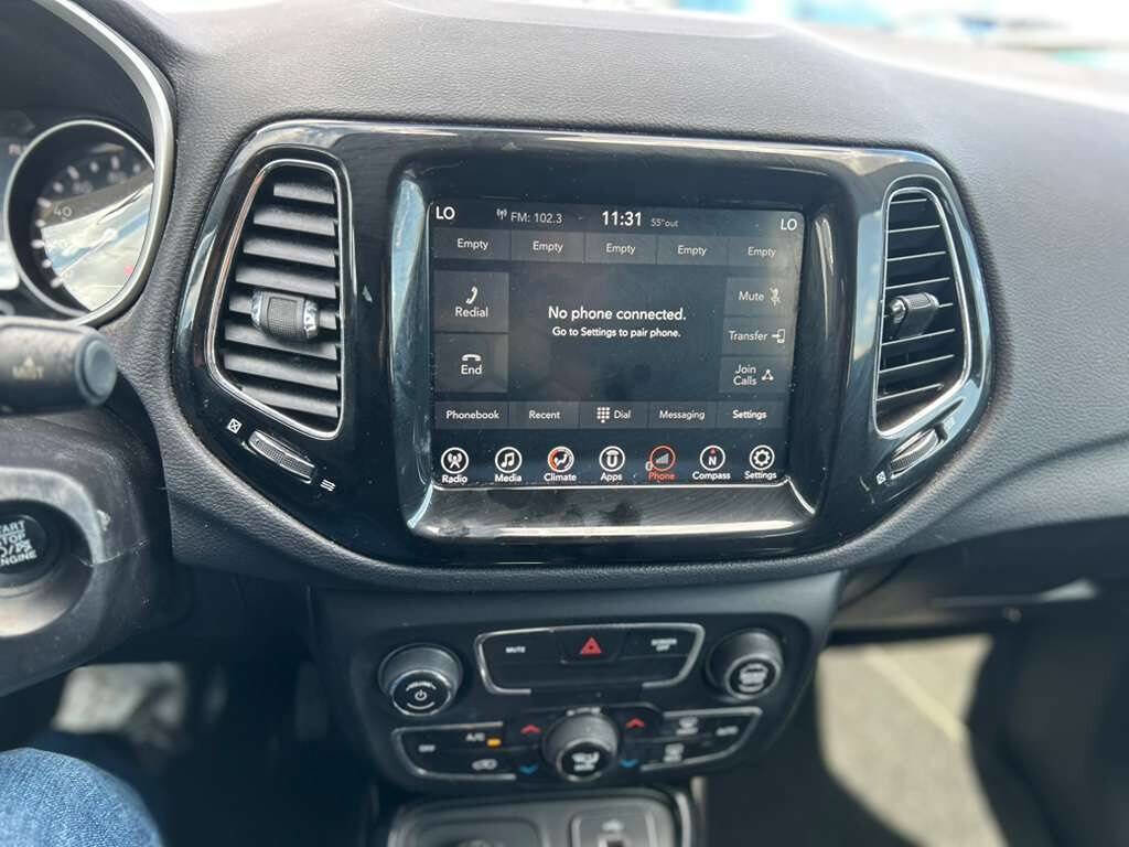 Used 2017 Jeep Compass Limited AWD/4WD image 14