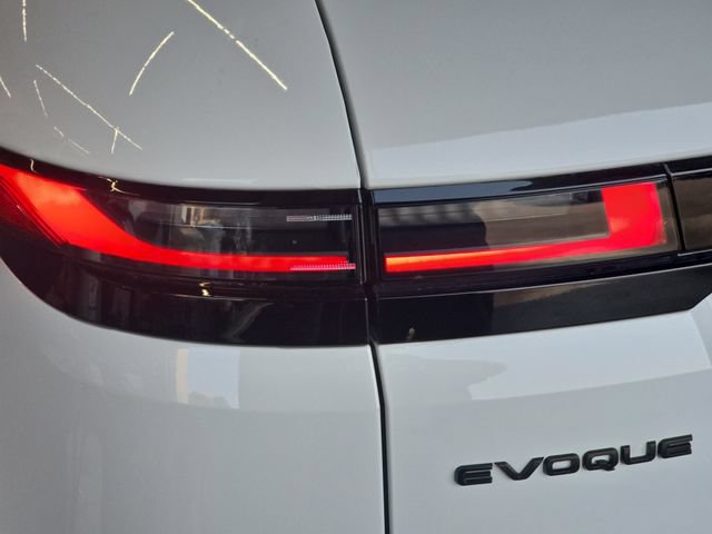 Certified 2025 Land Rover Range Rover Evoque S AWD/4WD image 36
