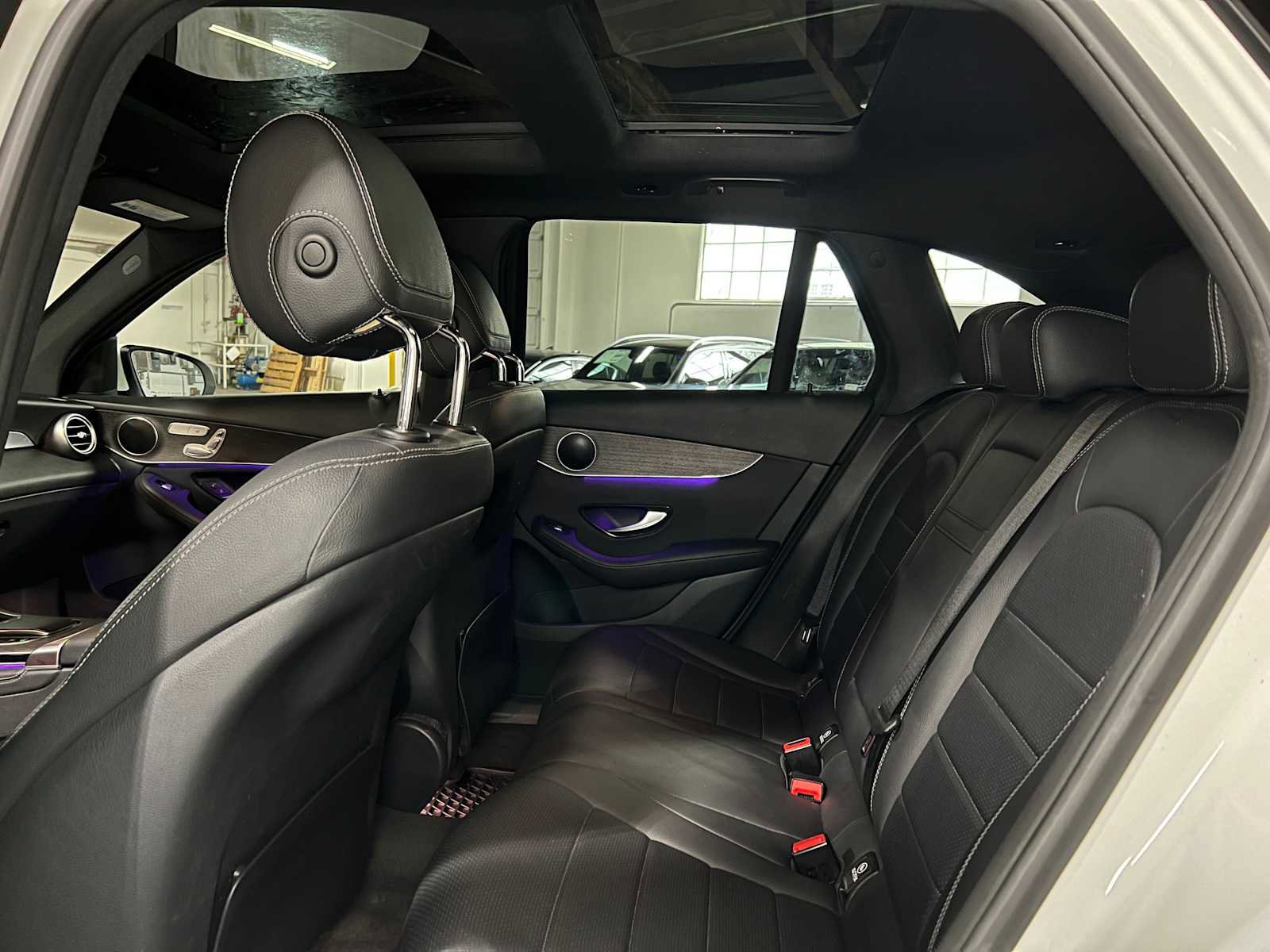 Used 2020 Mercedes-Benz GLC 300 4MATIC image 19