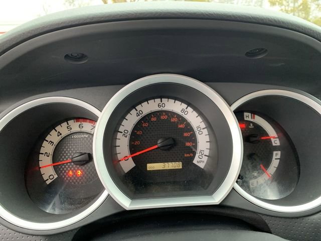 Used 2012 Toyota Tacoma 4x4 Regular Cab image 17