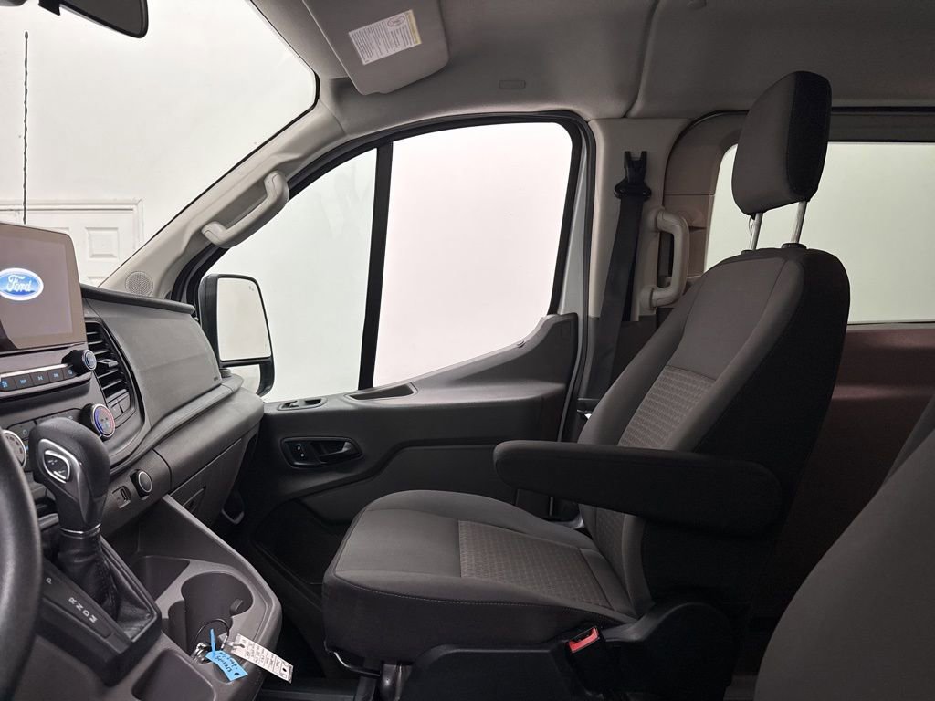 Used 2021 Ford Transit 350 XLT image 31