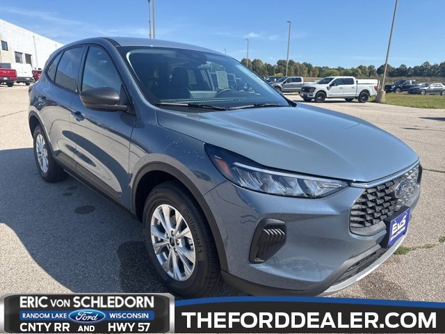 New 2025 Ford Escape Active