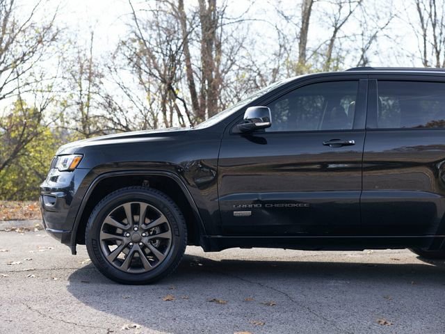 Used 2016 Jeep Grand Cherokee Limited 75th Anniversary image 3