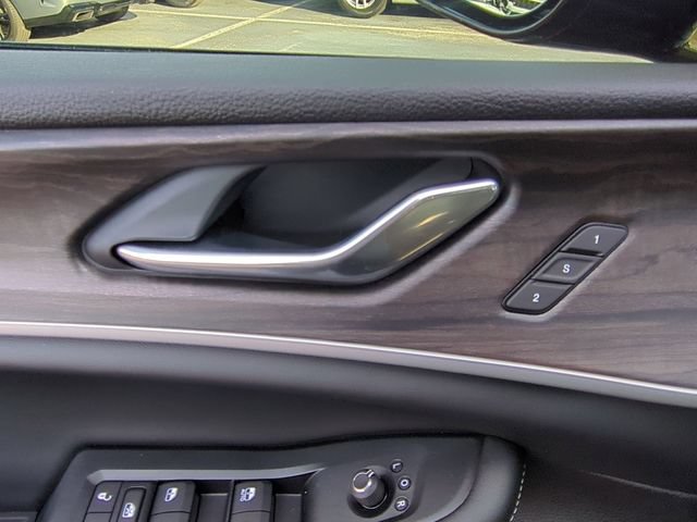 New 2025 Jeep Grand Cherokee L Limited w/ Luxury Tech Group II AWD/4WD image 27