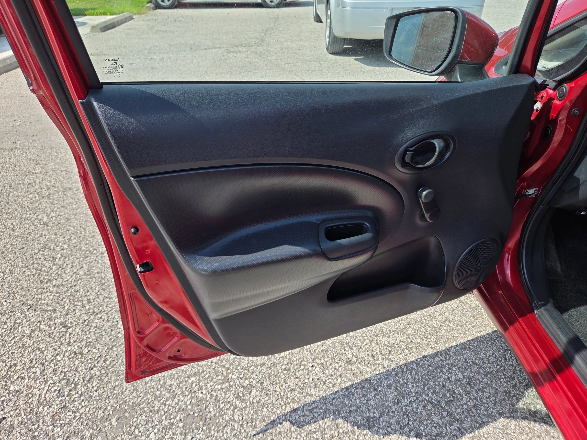 Used 2017 Nissan Versa Note S Plus FWD image 12