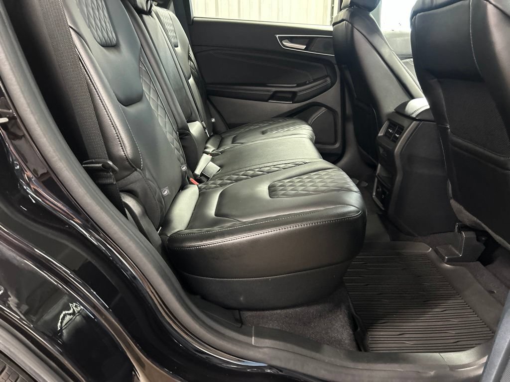 Used 2024 Ford Edge Titanium w/ Equipment Group 301A AWD/4WD image 44