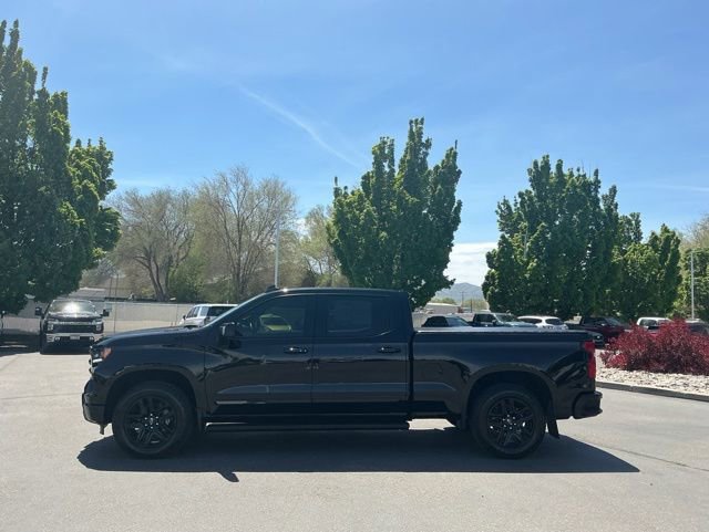 Used 2024 Chevrolet Silverado 1500 High Country w/ Midnight Edition AWD/4WD image 8