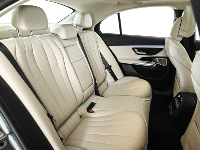 Used 2025 Mercedes-Benz E 450 4MATIC Sedan image 22