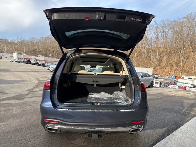 New 2026 Mercedes-Benz GLS 450 4MATIC image 9