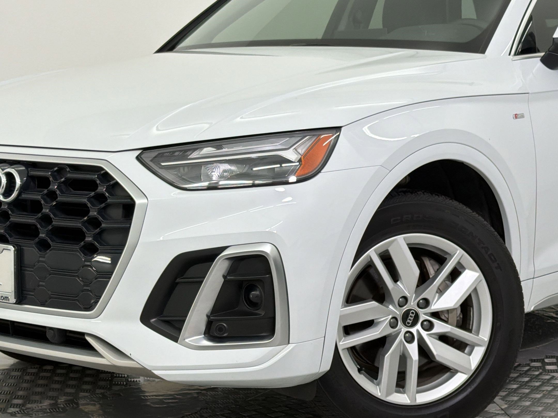 Used 2023 Audi Q5 2.0T Premium w/ Convenience Package AWD/4WD image 11