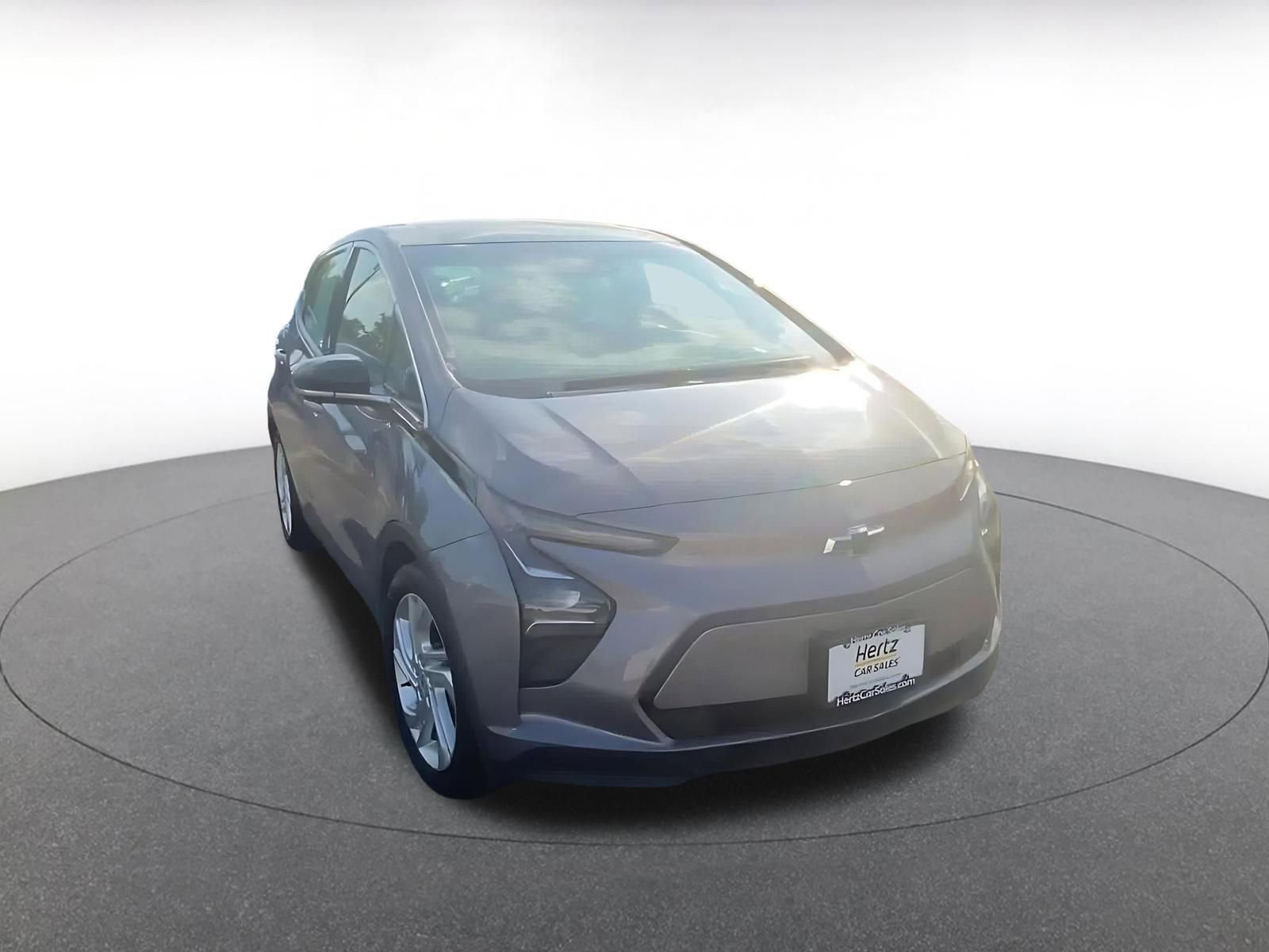 Used 2023 Chevrolet Bolt LT w/ Driver Confidence Package FWD image 3