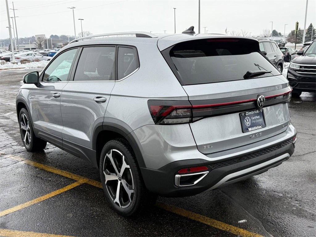 Certified 2025 Volkswagen Taos SEL image 6