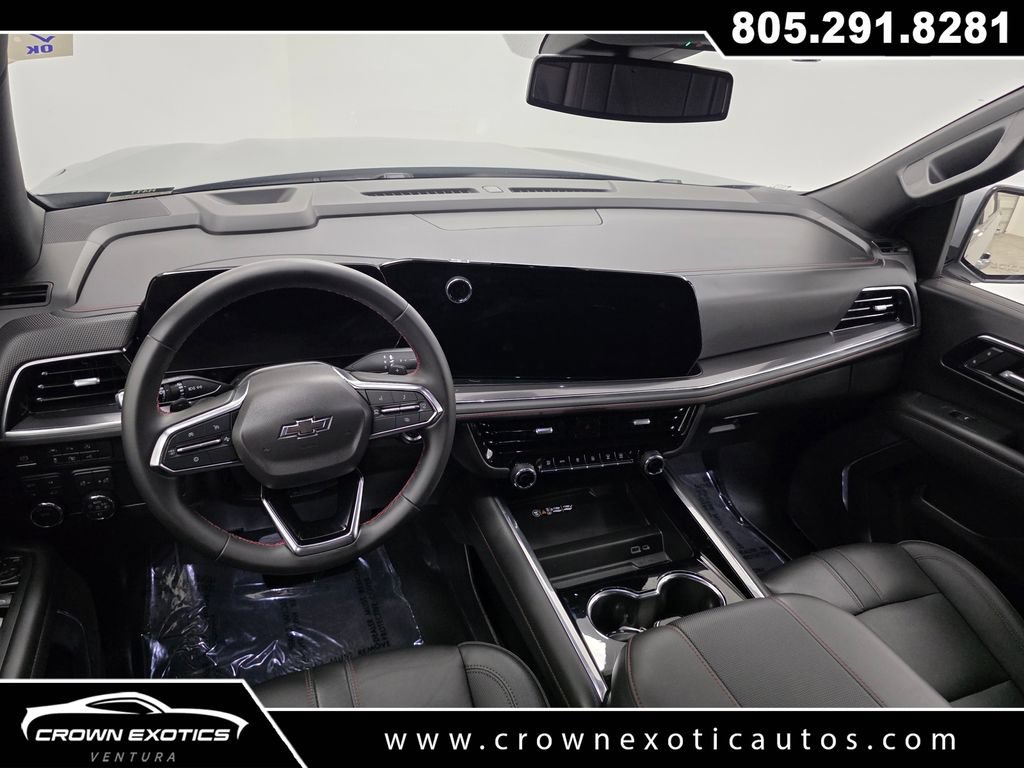 Used 2026 Chevrolet Suburban RST AWD/4WD image 16