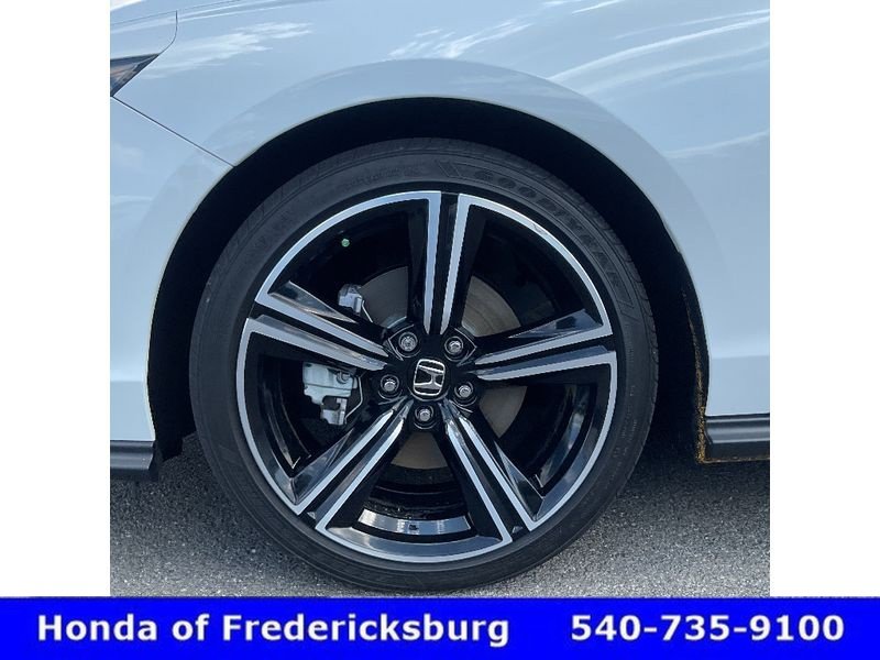 Certified 2025 Honda Accord Sport image 9