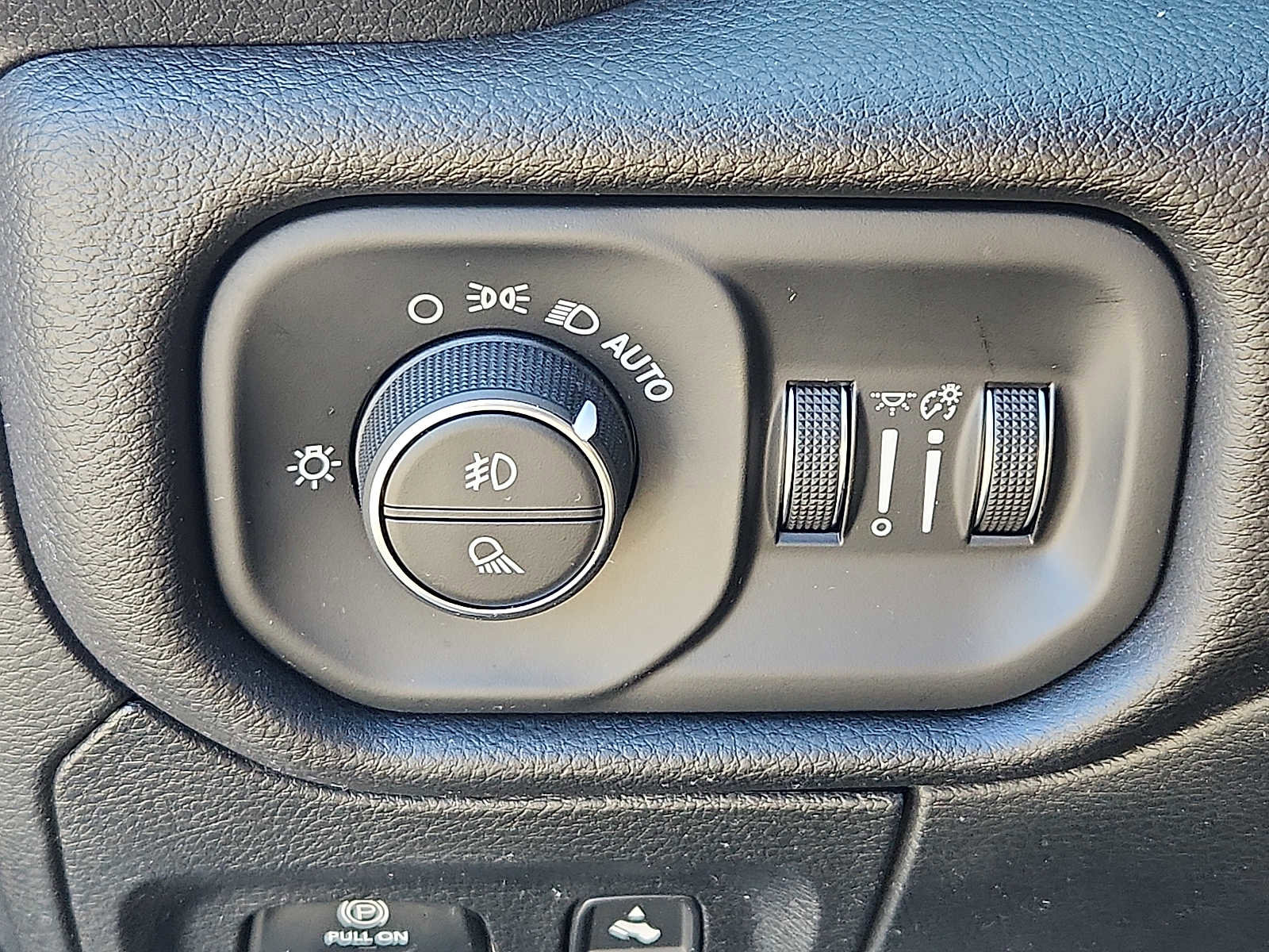 Certified 2025 RAM 1500 Rebel w/ Rebel Level 1 Equipment Group image 25