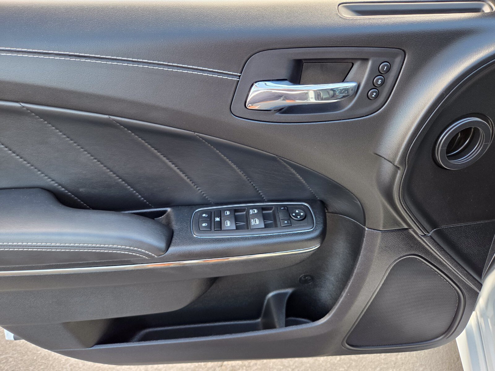 Used 2023 Dodge Charger SRT Hellcat w/ Harman/Kardon Audio Group RWD image 19