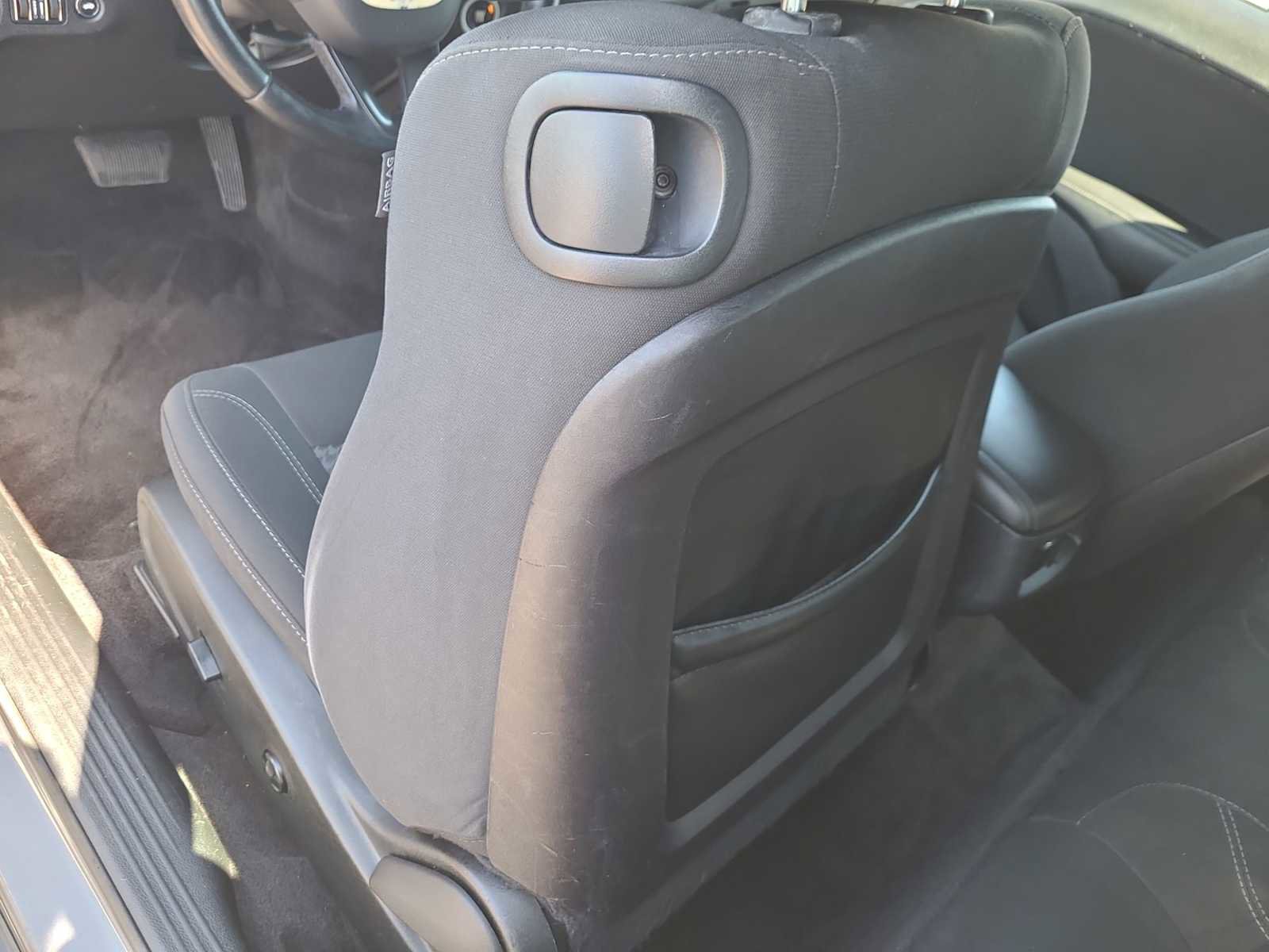 Used 2016 Dodge Challenger SXT image 20