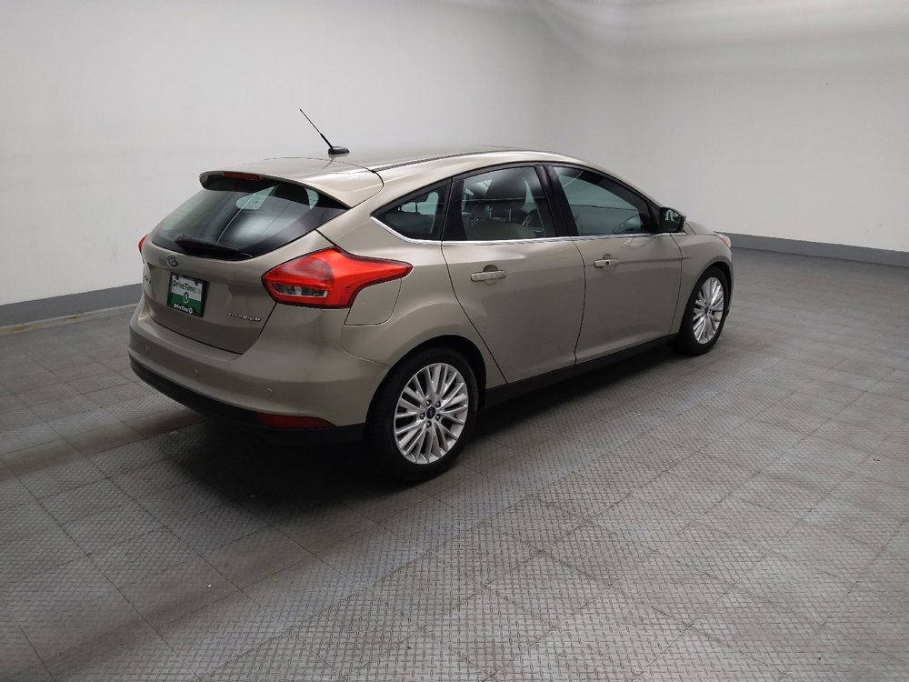 Used 2016 Ford Focus Titanium FWD image 10
