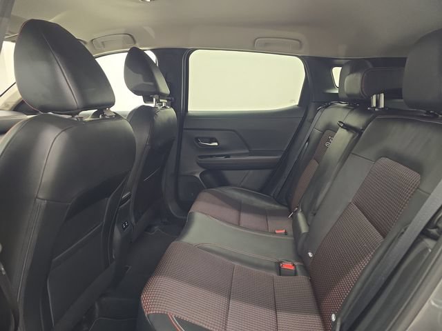 Used 2025 Nissan Kicks SR AWD/4WD image 16
