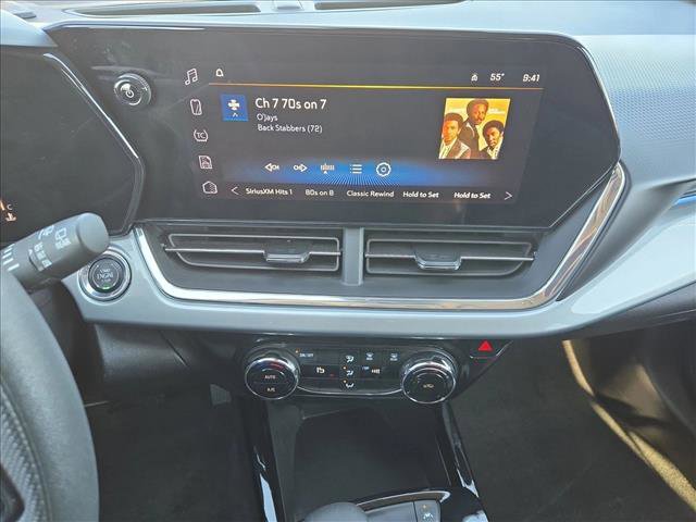 Certified 2025 Chevrolet Trax LT image 14