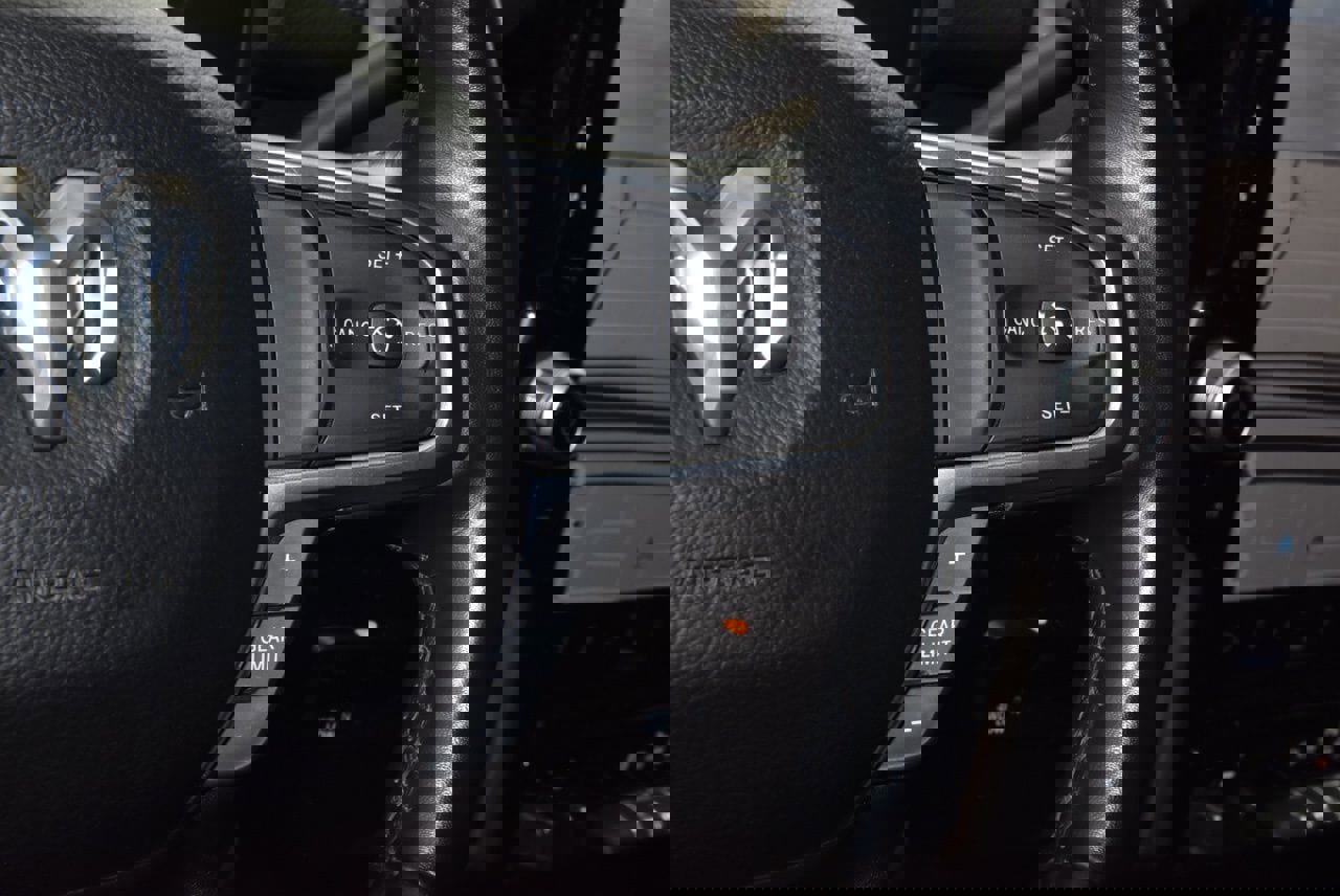 Used 2024 RAM 2500 Laramie image 24