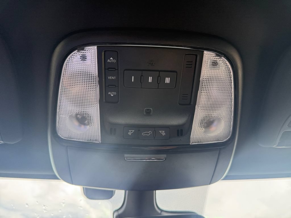 Used 2024 Dodge Durango GT RWD image 26