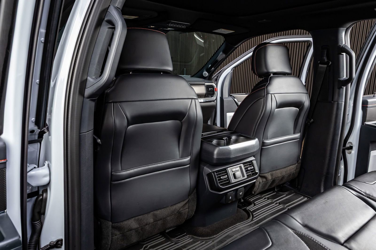 Used 2025 Ford F150 Raptor image 34