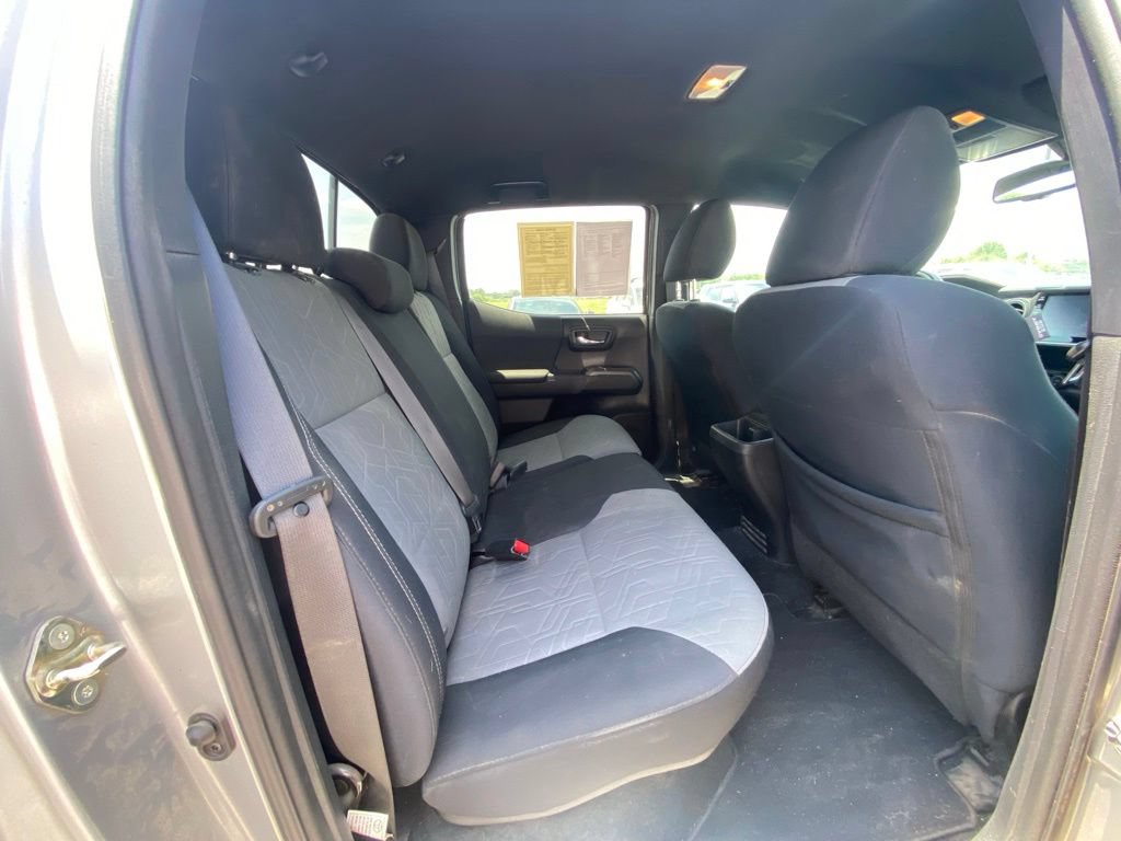 Used 2020 Toyota Tacoma TRD Off-Road w/ Technology Package RWD image 22