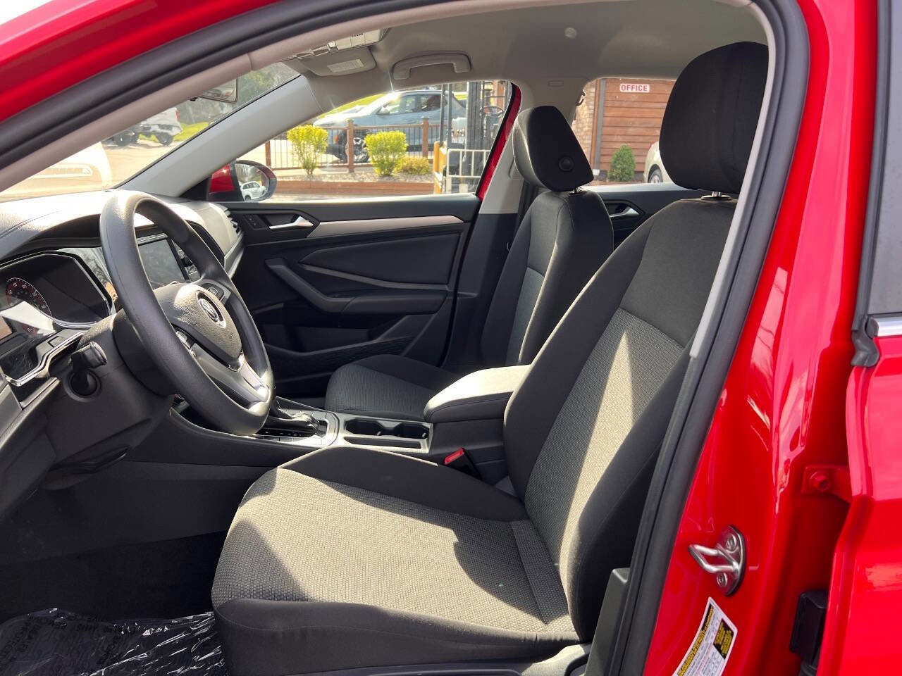 Used 2019 Volkswagen Jetta S w/ Driver Assistance Package image 13