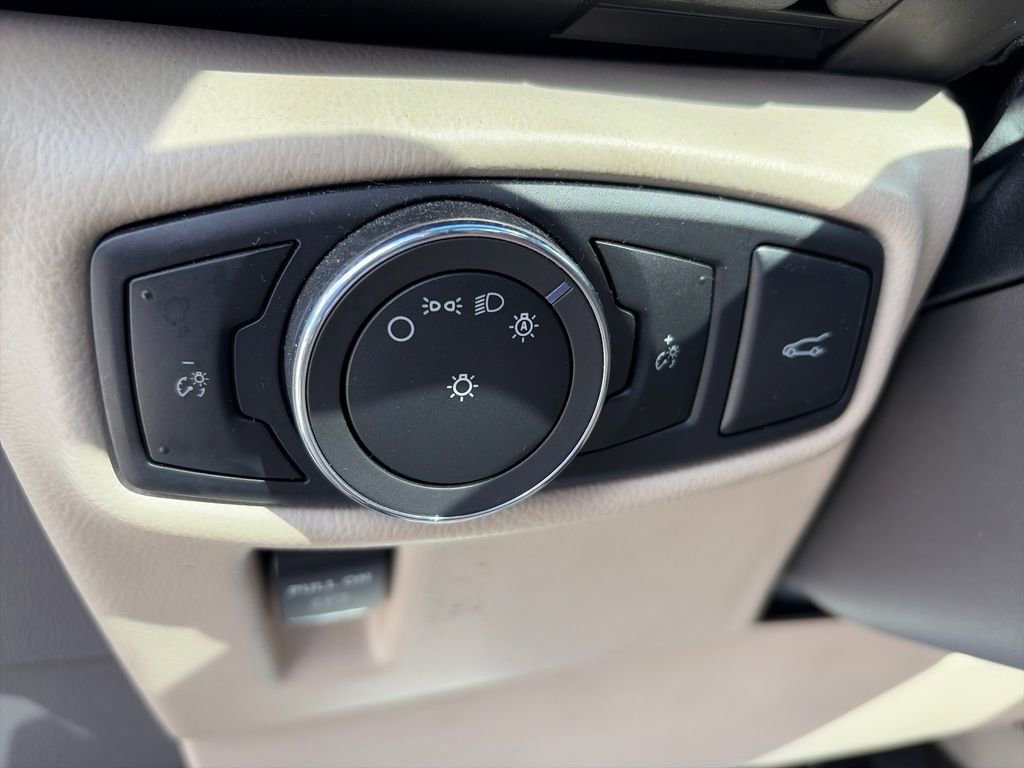 Used 2018 Lincoln MKX Reserve w/ Lincoln MKX Climate Package image 21