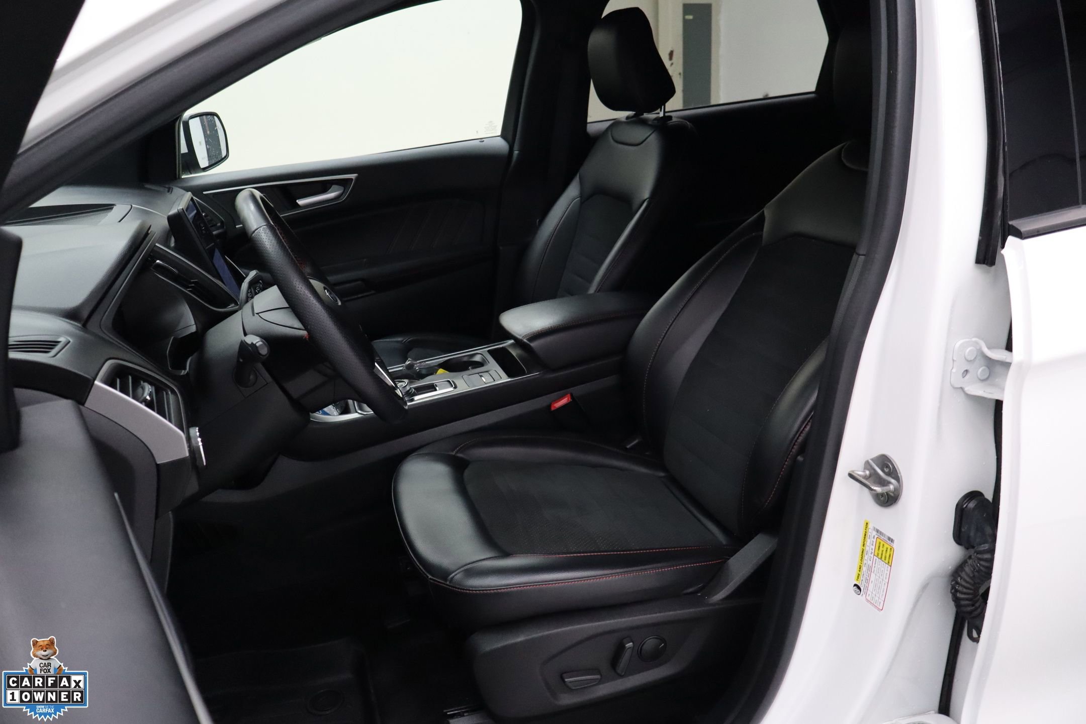 Used 2024 Ford Edge ST-Line image 13