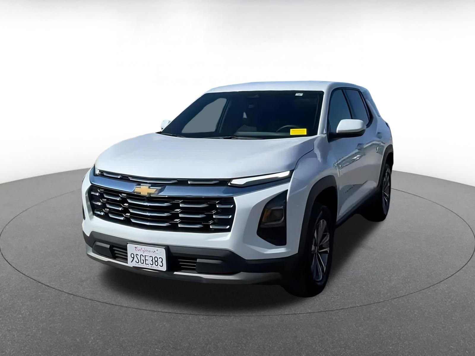 Used 2025 Chevrolet Equinox LT image 4