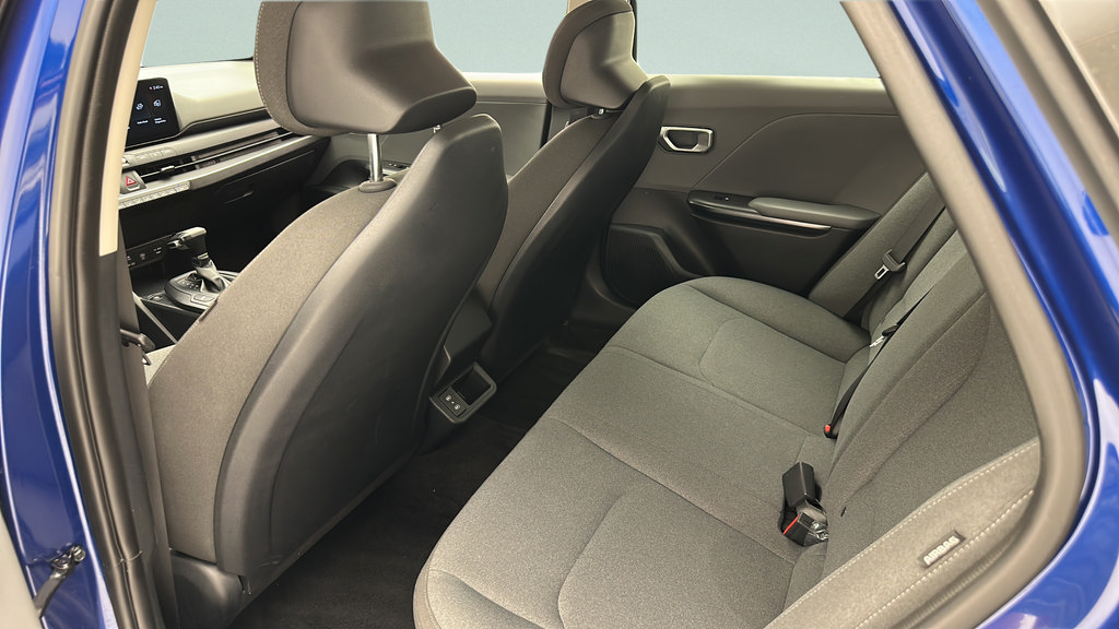Used 2025 Kia K4 LXS FWD image 10
