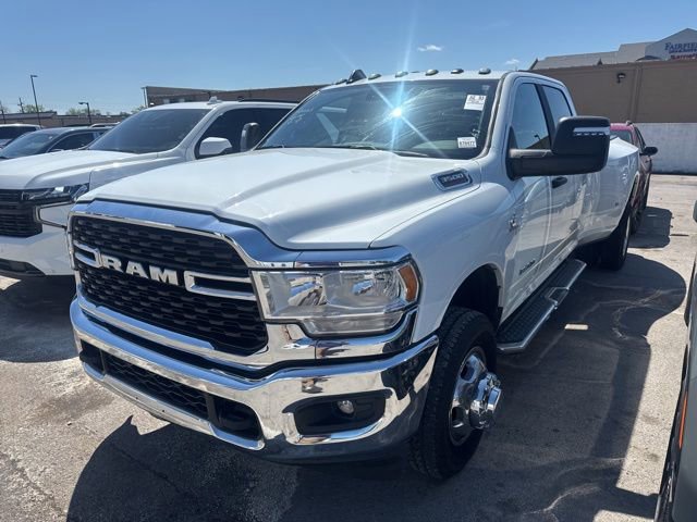 Used 2023 RAM 3500 Big Horn w/ Level 1 Equipment Group AWD/4WD image 3