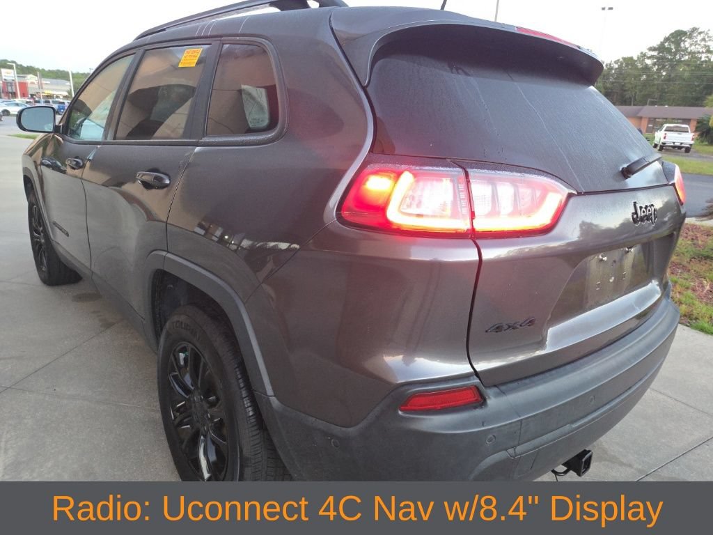 Used 2023 Jeep Cherokee Altitude Lux AWD/4WD image 4