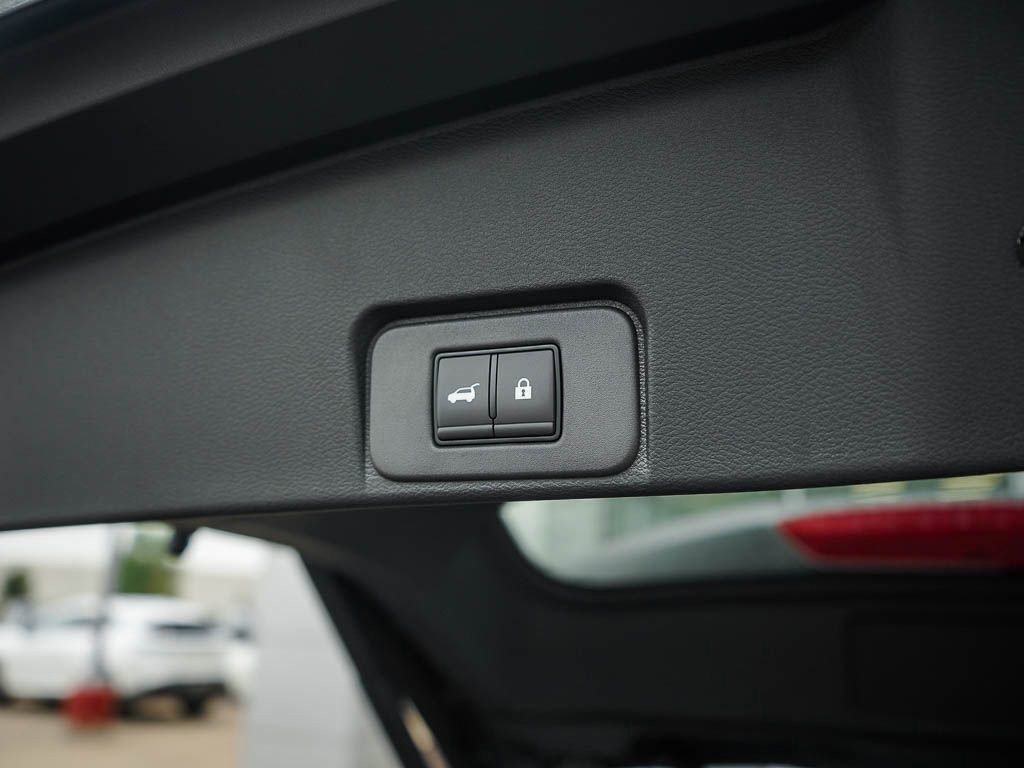 New 2026 Nissan Rogue SV image 9